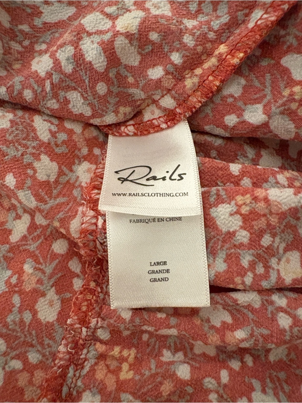 Rails Anika Red Ditsy Floral V-Neck Ruffle Mini Dress - Picture 8 of 9